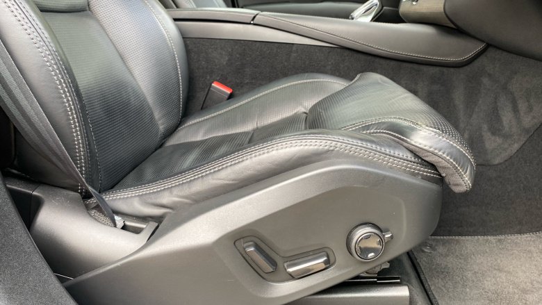 Volvo Xc90 2.0 B5D [235] Inscription Pro 5dr AWD Geartronic Diesel Estate